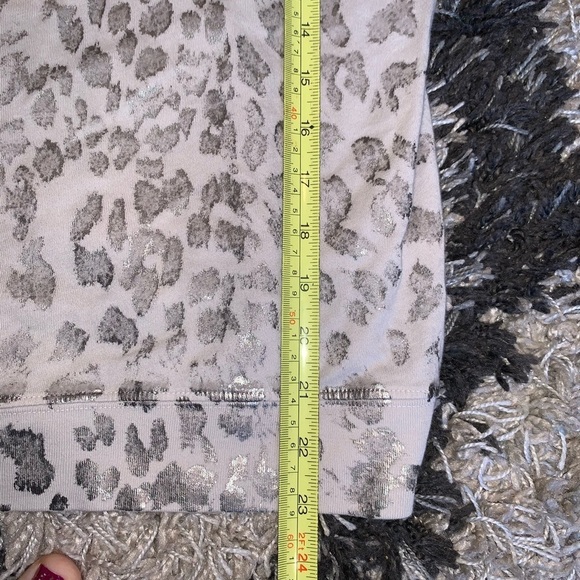 Current/Elliot The Letterman Metallic Leopard Print Scoop Neck Top Size M - Picture 8 of 9